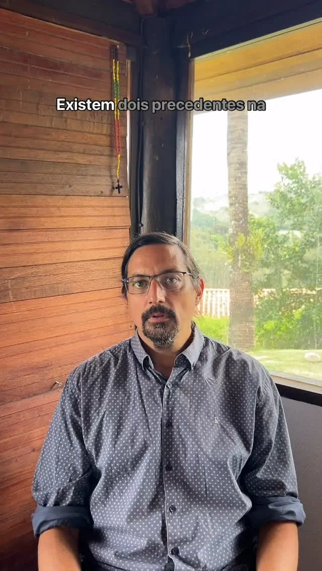 Dr. Konstantin Gerber nos dá um panorama das decisões judiciais cíveis para associação de pacientes (casos ABRARIO e ABRACE) Qual decisão faz mais sentido para as associações? Precisamos de um regulamento proporcional?Deixe sua opinião aqui nos comentário 👇#maesjardineiras #precisoplantar #associaçaodepacientes #cannabissativa #direitoasaude